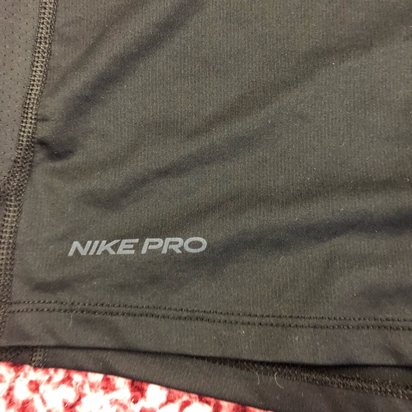 🎉🎀😊 Host Pick 😊🎀🎉 - Men’s Nike Pro Shirt - Picture 2 of 8